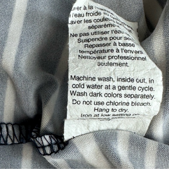 M.I.K.O. Plus Blue and White Pullover Striped Cap Sleeve Top Size 2X - Picture 13 of 13